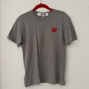 COMME des GARCONS PLAY Gray T-Shirt with Red Heart Logo